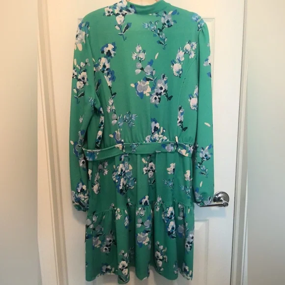 Danny & Nicole Women's Sage/Ivory Funnel V-Neck Dress Size 18 - Picture 2 of 16